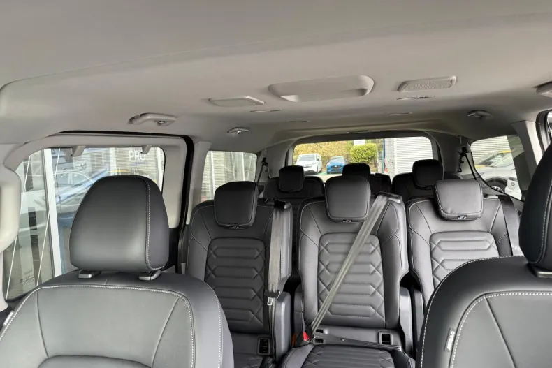 Ford Tourneo Custom din 2026 cu 1 km - oferta FOR248080 - foto 9