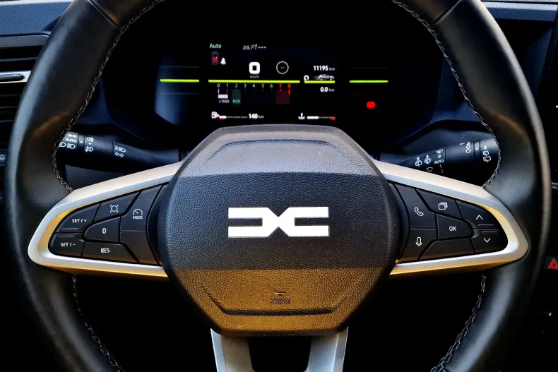 Dacia Duster din 2024 cu 11.000 km - oferta DAC248084 - foto 18