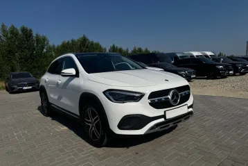 Mercedes-Benz GLA 200 din 2022 - oferta MER248085