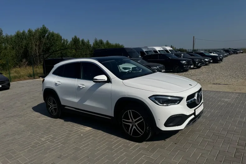 Mercedes-Benz GLA 200 (Clasa GLA) din 2022 cu 61.500 km - oferta MER248085 - foto 8