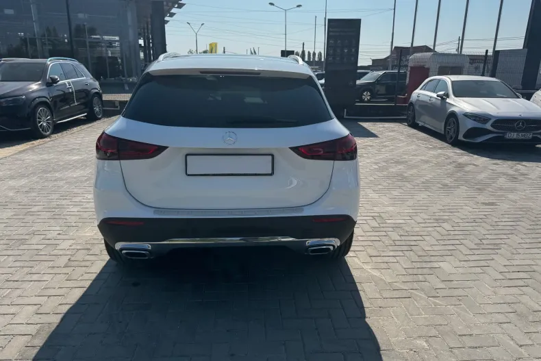 Mercedes-Benz GLA 200 (Clasa GLA) din 2022 cu 61.500 km - oferta MER248085 - foto 18