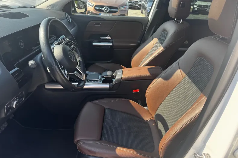 Mercedes-Benz GLA 200 (Clasa GLA) din 2022 cu 61.500 km - oferta MER248085 - foto 21