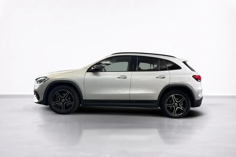 Mercedes-Benz GLA 250 (Clasa GLA) din 2023 cu 44.406 km - oferta MER248087 - foto 3