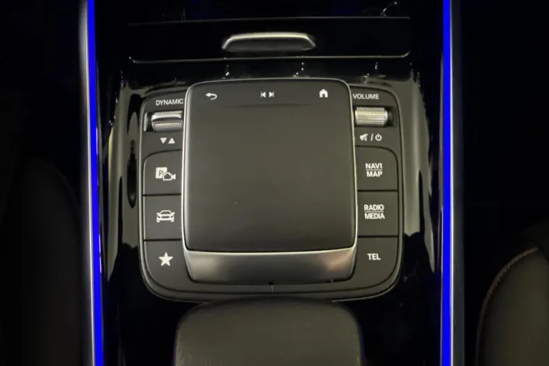 Mercedes-Benz GLA 250 (Clasa GLA) din 2023 cu 44.406 km - oferta MER248087 - foto 16