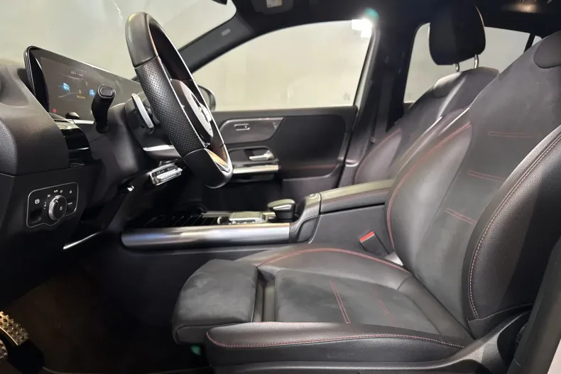 Mercedes-Benz GLA 250 (Clasa GLA) din 2023 cu 44.406 km - oferta MER248087 - foto 23