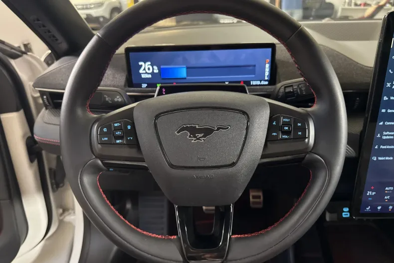 Ford Mustang Mach-E din 2023 cu 11.819 km - oferta FOR248088 - foto 16