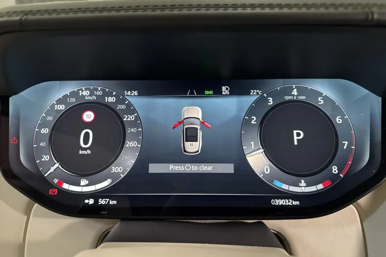 Land Rover Range Rover din 2024 cu 39.032 km - oferta LAN248094 - foto 10