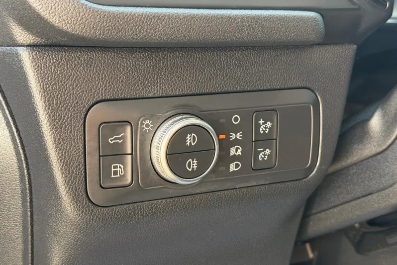 Ford Kuga din 2021 cu 173.000 km - oferta FOR248102 - foto 31