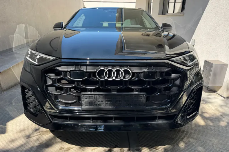 Audi Q8 din 2026 cu 11 km - oferta AUD248106 - foto 2