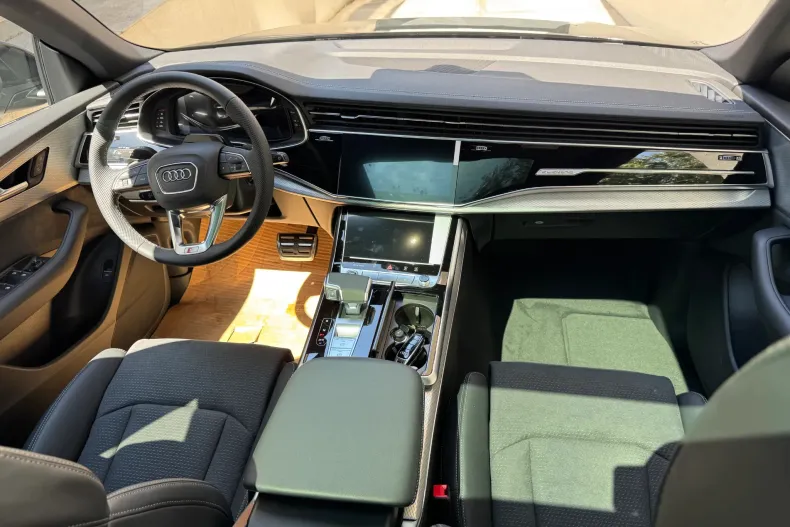 Audi Q8 din 2026 cu 11 km - oferta AUD248106 - foto 12