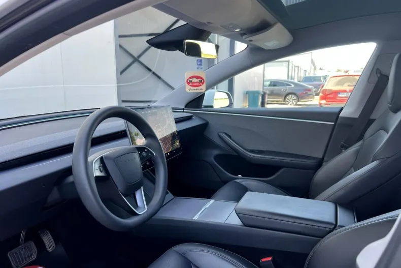 Tesla Model 3 din 2023 cu 101.180 km - oferta TES248111 - foto 5