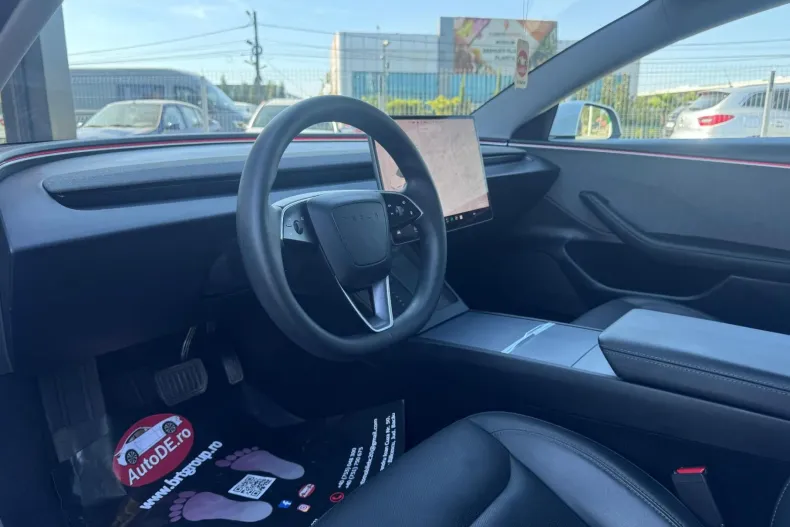 Tesla Model 3 din 2023 cu 98.200 km - oferta TES248112 - foto 5