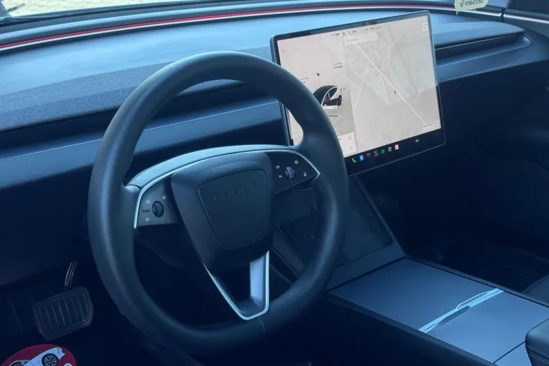 Tesla Model 3 din 2023 cu 98.200 km - oferta TES248112 - foto 6