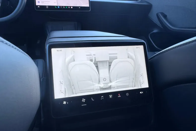 Tesla Model 3 din 2023 cu 98.200 km - oferta TES248112 - foto 13