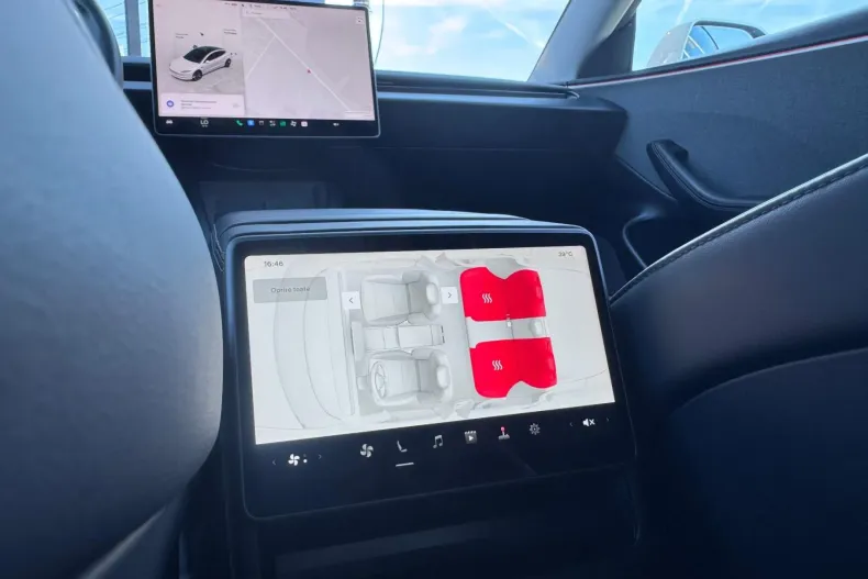 Tesla Model 3 din 2023 cu 98.200 km - oferta TES248112 - foto 14