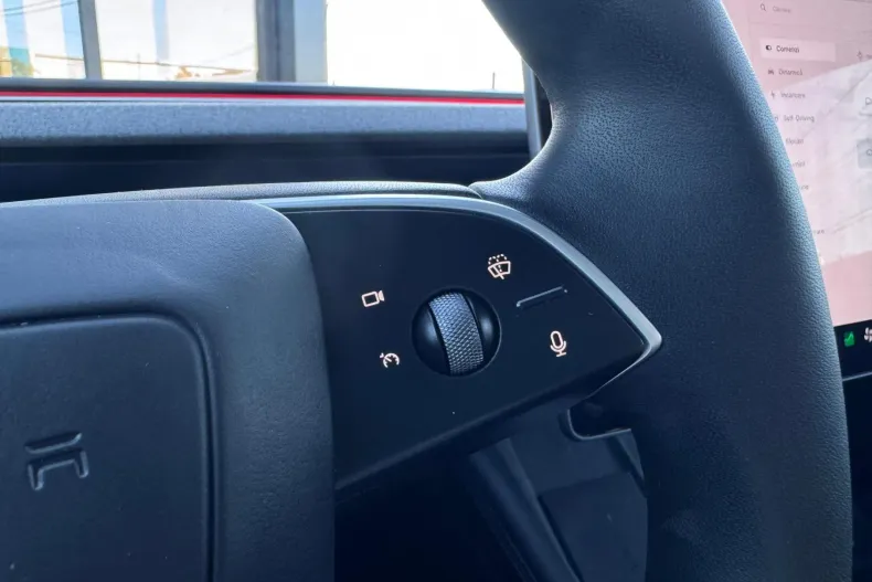 Tesla Model 3 din 2023 cu 98.200 km - oferta TES248112 - foto 35