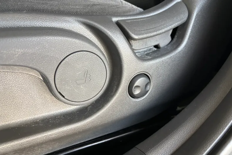 Hyundai Kona din 2021 cu 142.000 km - oferta HYU248118 - foto 27