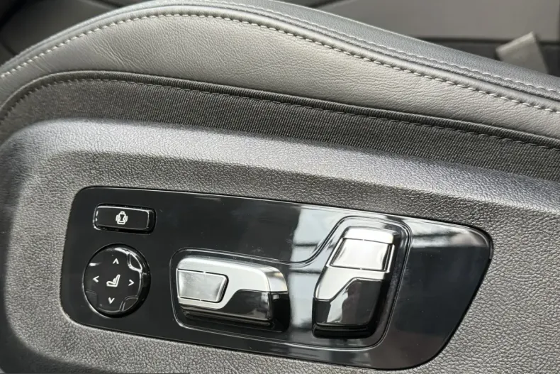 BMW X6 (Seria X) din 2025 cu 8.784 km - oferta BMW248132 - foto 16