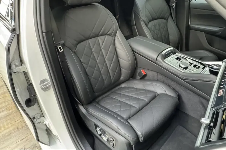 BMW X6 (Seria X) din 2025 cu 8.784 km - oferta BMW248132 - foto 38
