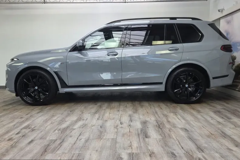 BMW X7 (Seria X) din 2025 cu 28.600 km - oferta BMW248133 - foto 3