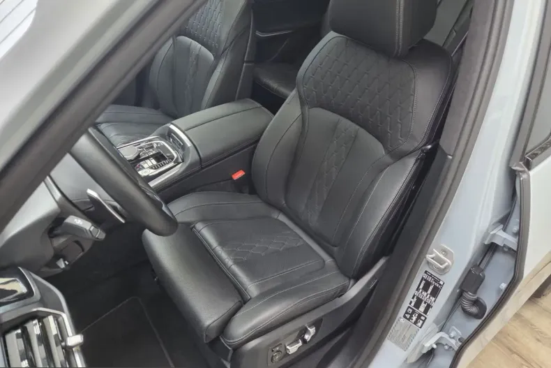 BMW X7 (Seria X) din 2025 cu 28.600 km - oferta BMW248133 - foto 15