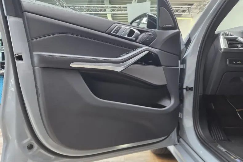 BMW X7 (Seria X) din 2025 cu 28.600 km - oferta BMW248133 - foto 17