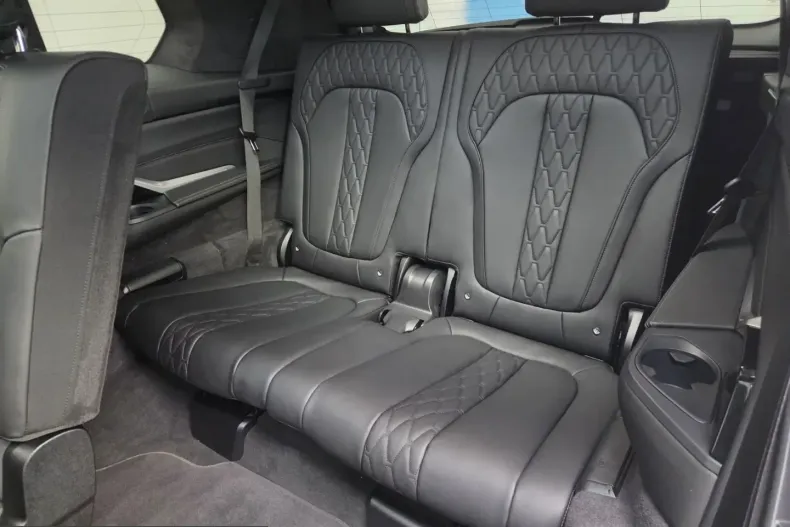 BMW X7 (Seria X) din 2025 cu 28.600 km - oferta BMW248133 - foto 21