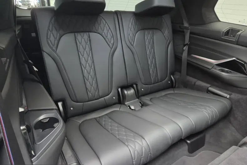 BMW X7 (Seria X) din 2025 cu 28.600 km - oferta BMW248133 - foto 27