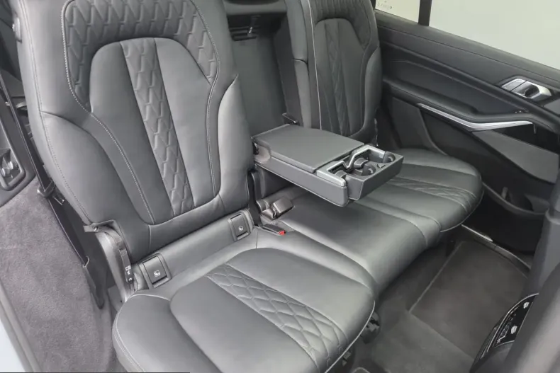 BMW X7 (Seria X) din 2025 cu 28.600 km - oferta BMW248133 - foto 32