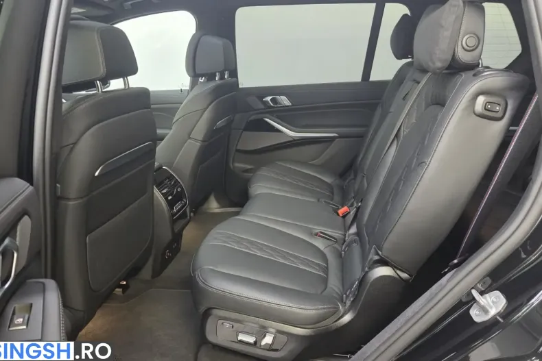 BMW X7 (Seria X) din 2025 cu 7.990 km - oferta BMW248134 - foto 19