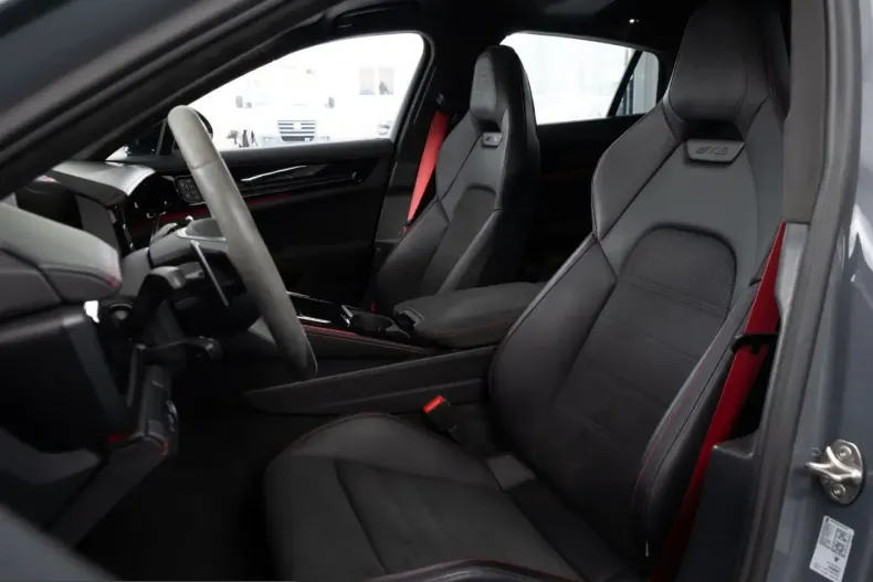 Porsche Panamera din 2025 cu 45.000 km - oferta POR248135 - foto 8