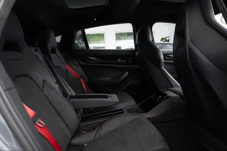 Porsche Panamera din 2025 cu 45.000 km - oferta POR248135 - foto 11