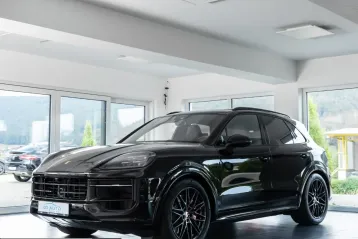 Porsche Cayenne din 2025 - oferta POR248136