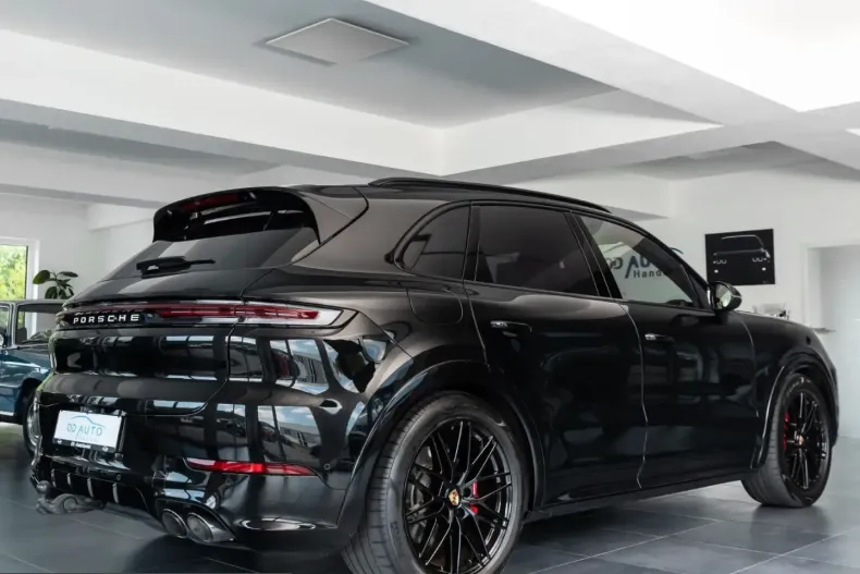 Porsche Cayenne din 2025 cu 47.600 km - oferta POR248136 - foto 4