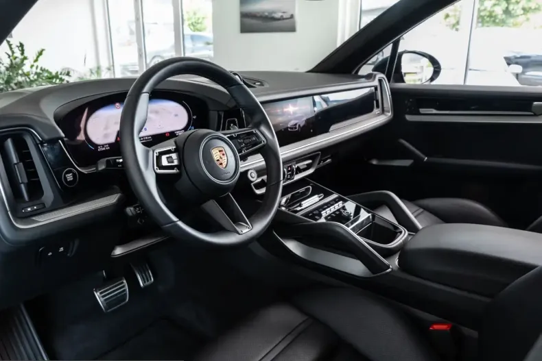 Porsche Cayenne din 2025 cu 47.600 km - oferta POR248136 - foto 32