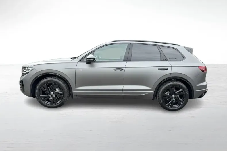 Volkswagen Touareg din 2025 cu 2.600 km - oferta VOL248144 - foto 3