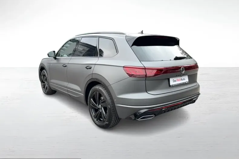 Volkswagen Touareg din 2025 cu 2.600 km - oferta VOL248144 - foto 4