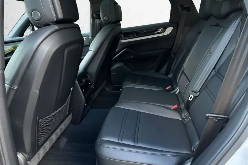 Porsche Cayenne din 2024 cu 32.250 km - oferta POR248150 - foto 8