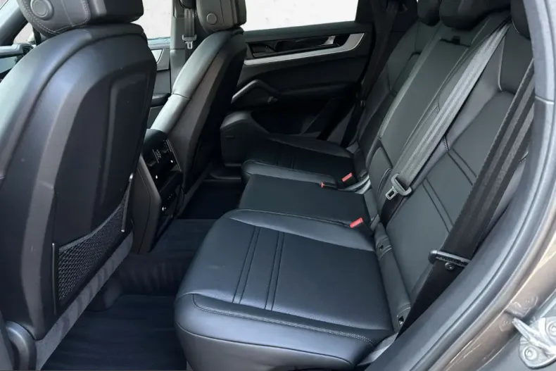Porsche Cayenne din 2025 cu 27.900 km - oferta POR248152 - foto 8