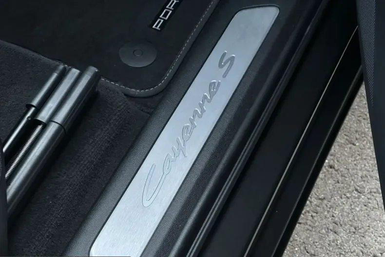 Porsche Cayenne din 2025 cu 27.900 km - oferta POR248152 - foto 25