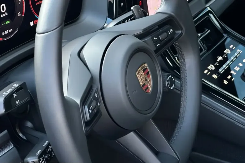 Porsche Panamera din 2025 cu 32.400 km - oferta POR248155 - foto 14