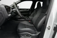 Porsche Cayenne din 2025 cu 15.850 km - oferta POR248156 - foto 19