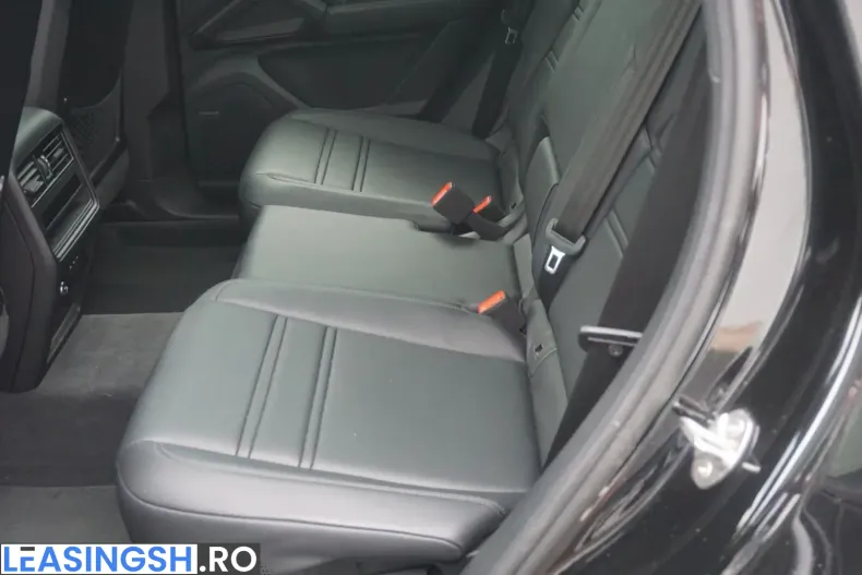Porsche Cayenne din 2025 cu 25.514 km - oferta POR248157 - foto 36