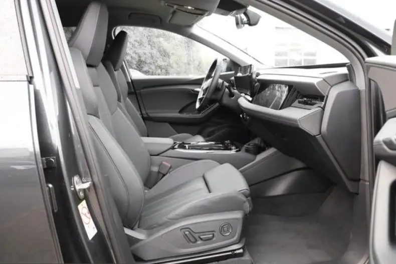 Audi Q6 din 2025 cu 26.810 km - oferta AUD248158 - foto 3