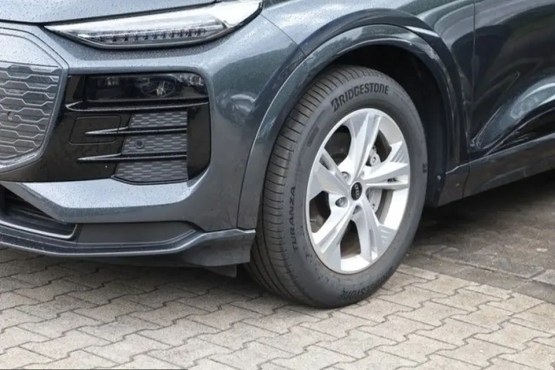 Audi Q6 din 2025 cu 26.810 km - oferta AUD248158 - foto 8