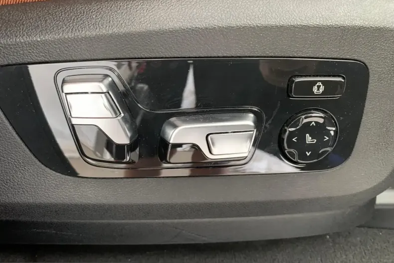 BMW X5 (Seria X) din 2024 cu 48.065 km - oferta BMW248166 - foto 8
