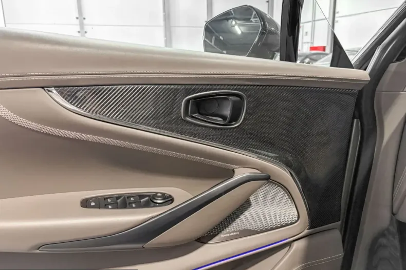 Aston Martin DBX din 2025 cu 9.600 km - oferta AST248173 - foto 19