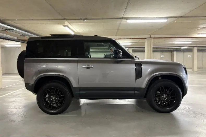 Land Rover Defender din 2023 cu 24.000 km - oferta LAN248176 - foto 2