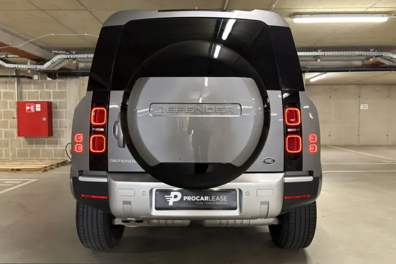 Land Rover Defender din 2023 cu 24.000 km - oferta LAN248176 - foto 12