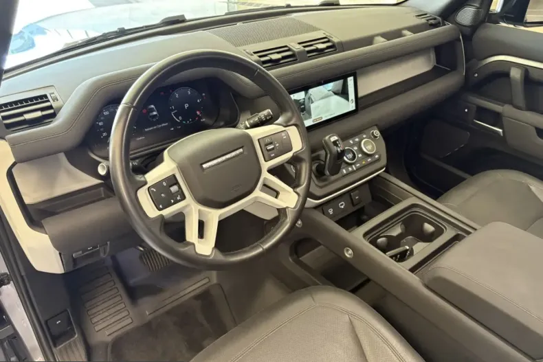 Land Rover Defender din 2023 cu 24.000 km - oferta LAN248176 - foto 21